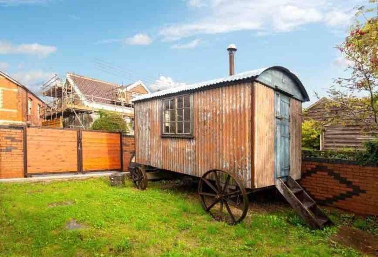 Artist'S Retreat - Old Signal Box - Private Sauna Bath Exterior photo
